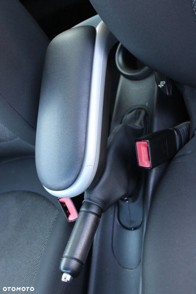 MINI Clubman One Essential Trim - 19