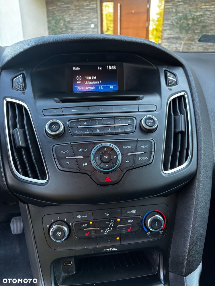Ford Focus - 10