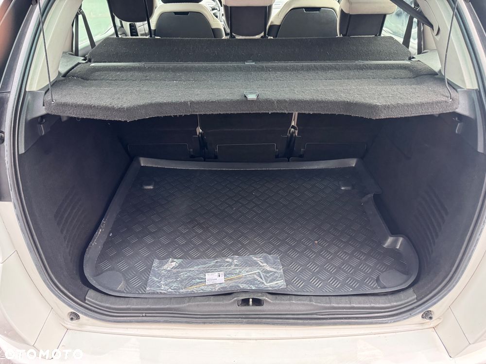 Citroën C4 Picasso 1.6 HDi Impress - 15