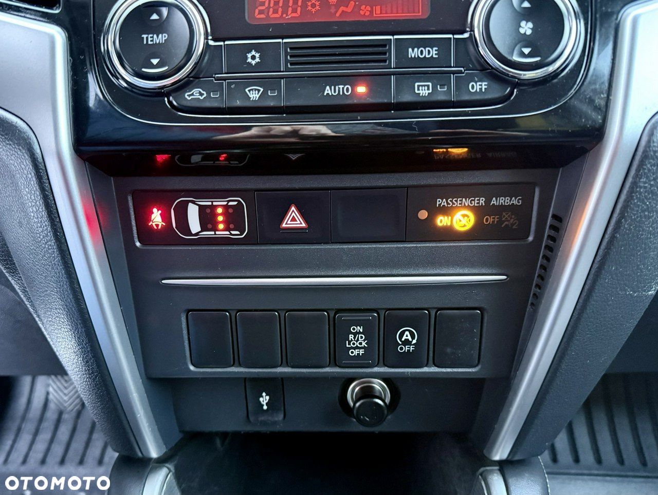 Mitsubishi L200 - 18