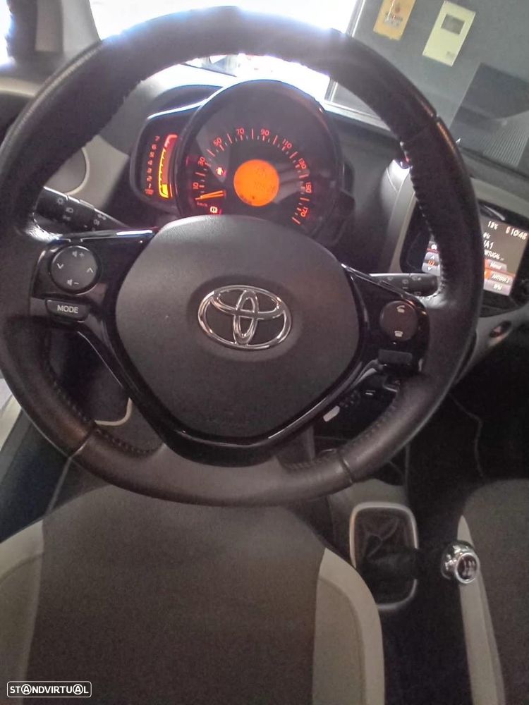 Toyota Aygo 1.0 X-Play+AC - 21