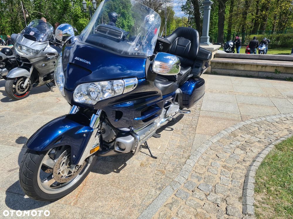 Honda GL - 6