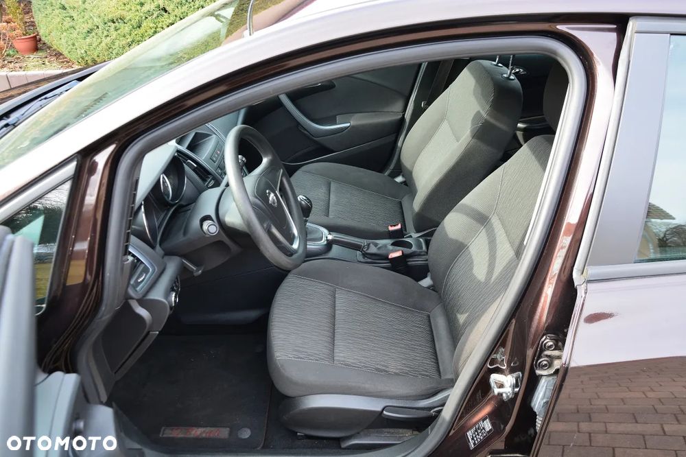 Opel Astra 1.4 ecoFLEX - 8