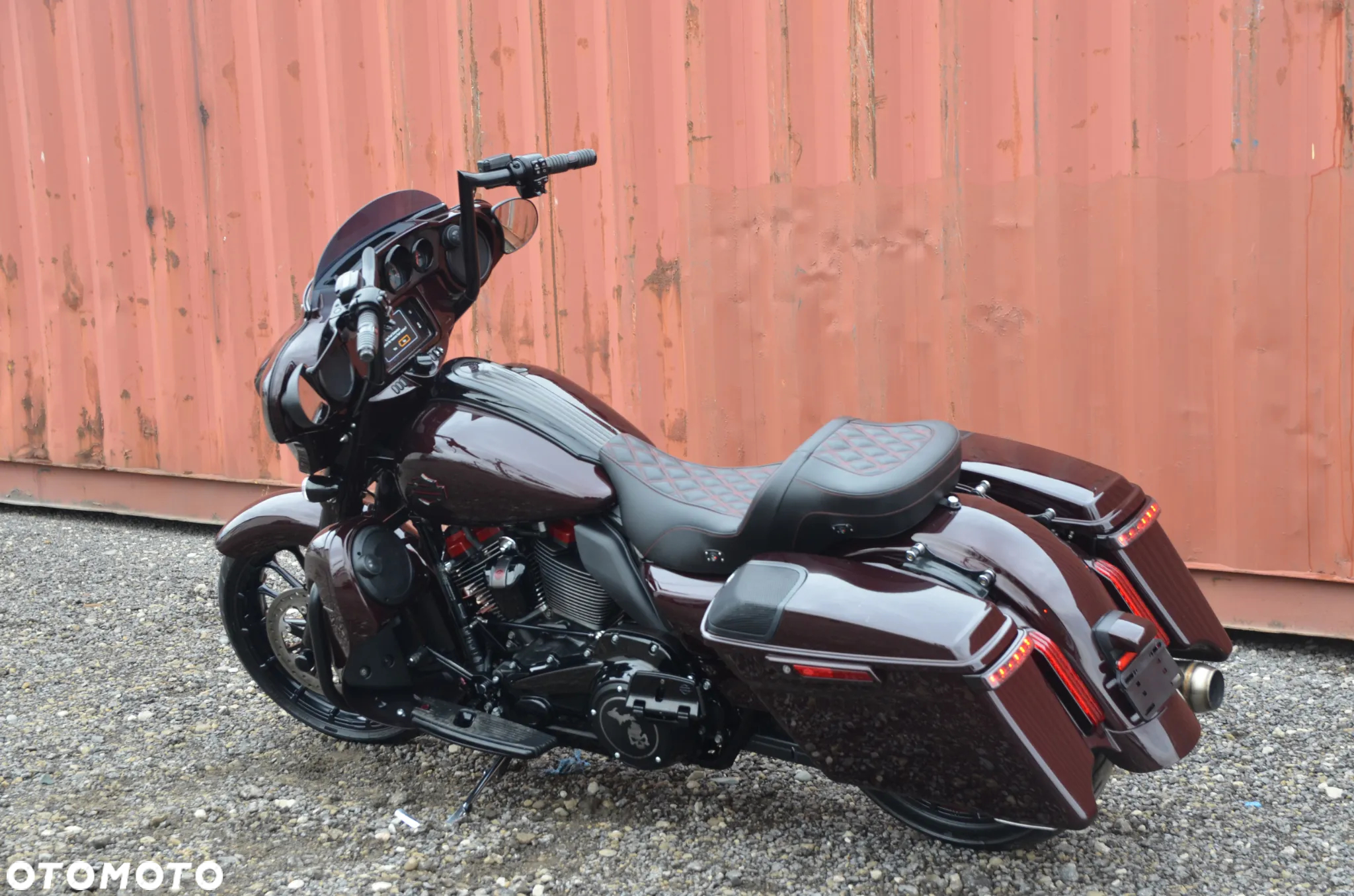 Harley-Davidson Touring Street Glide - 21