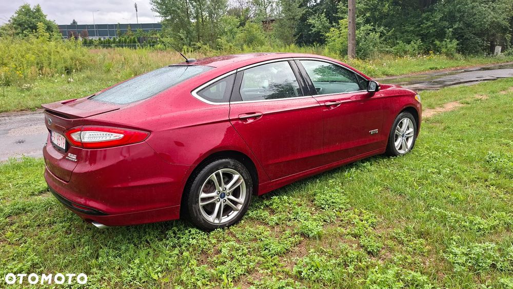 Ford Mondeo 2.0 Hybrid Titanium - 4