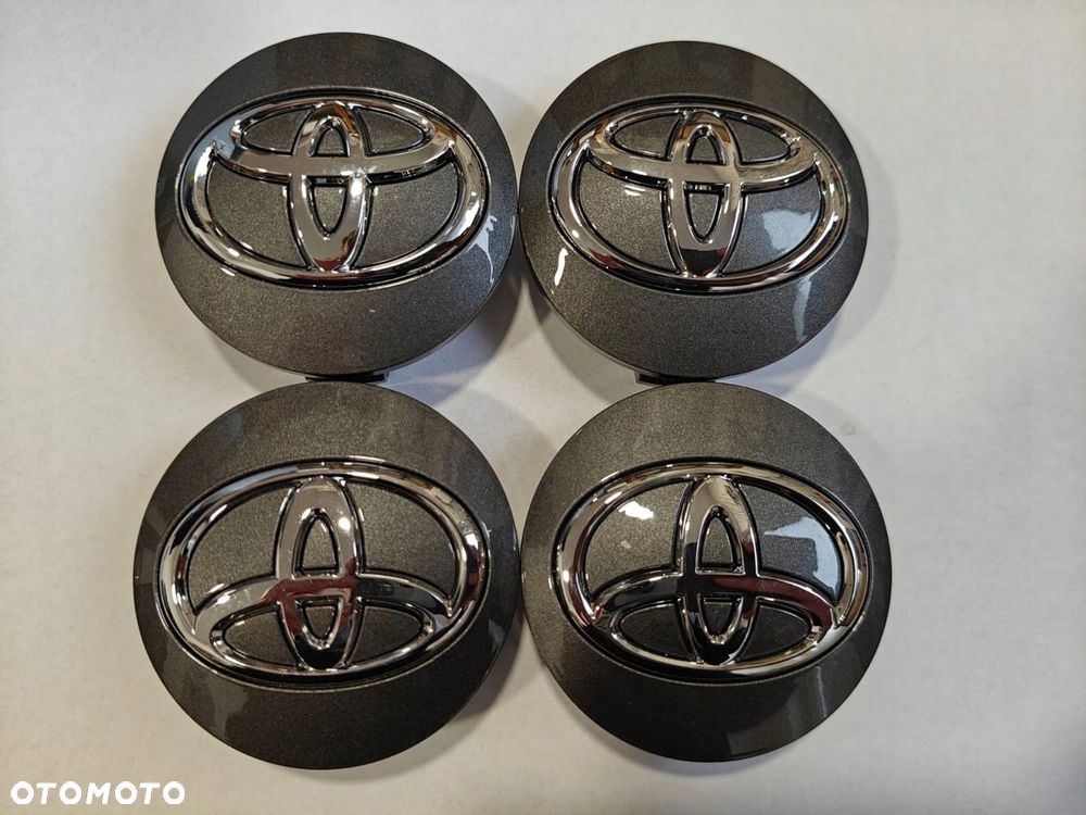 Oryginał dekle dekielki kapsle zaślepki kołpaczki Toyota 0030281 57mm - 2