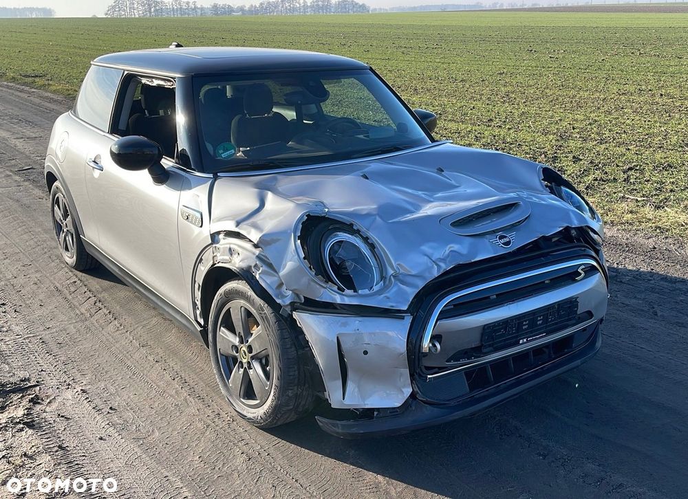 MINI Cooper SE Yours Trim - 1