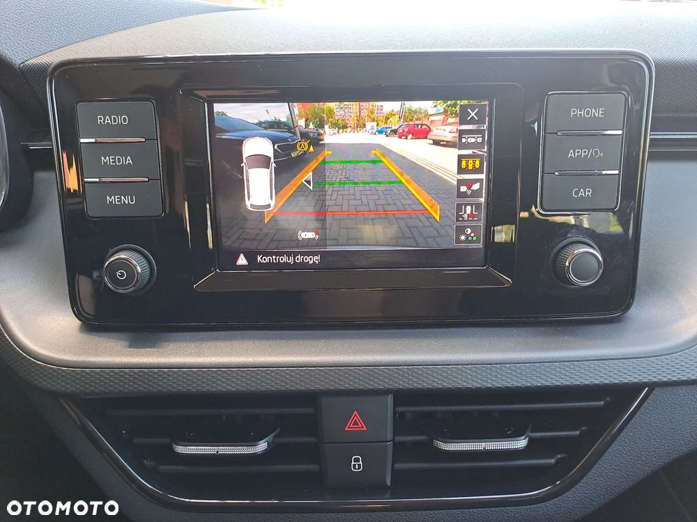 Skoda Kamiq 1.0 TSI Ambition DSG - 17