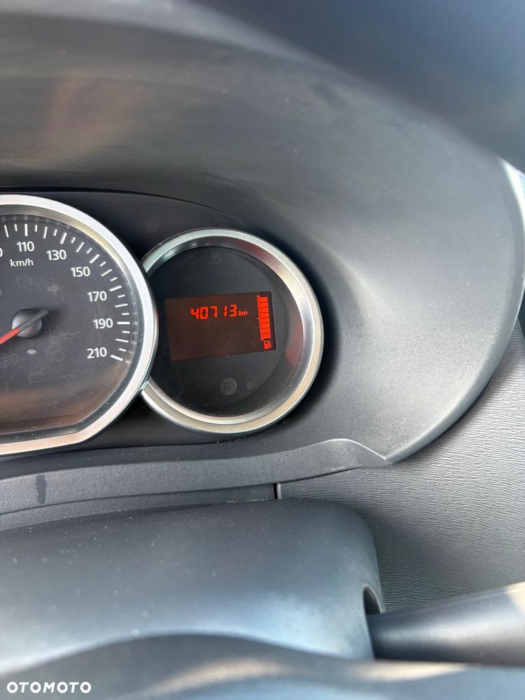 Dacia Sandero - 12