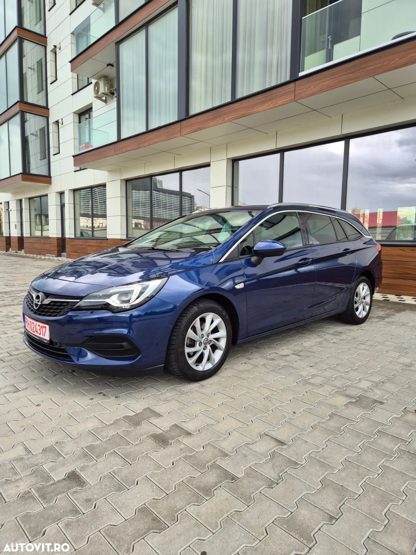 Opel Astra 1.5 D Start/Stop Sports Tourer Elegance - 1