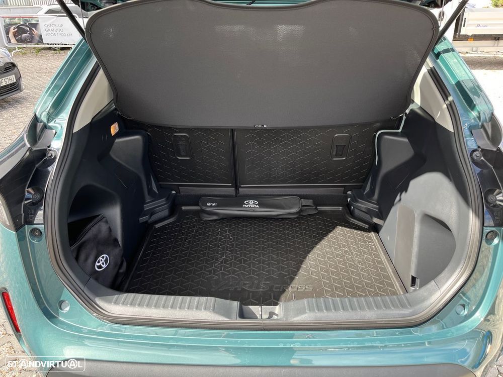 Toyota Yaris Cross 1.5 Hybrid Comfort Plus - 10