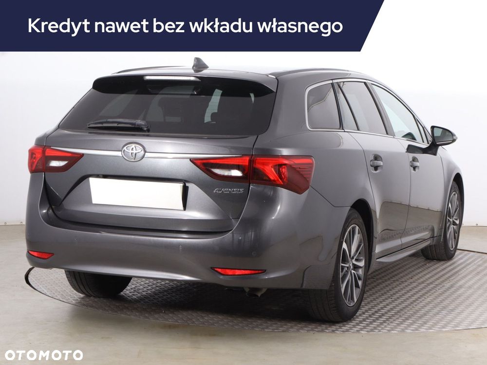 Toyota Avensis - 7