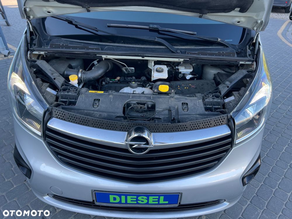Opel Vivaro - 9