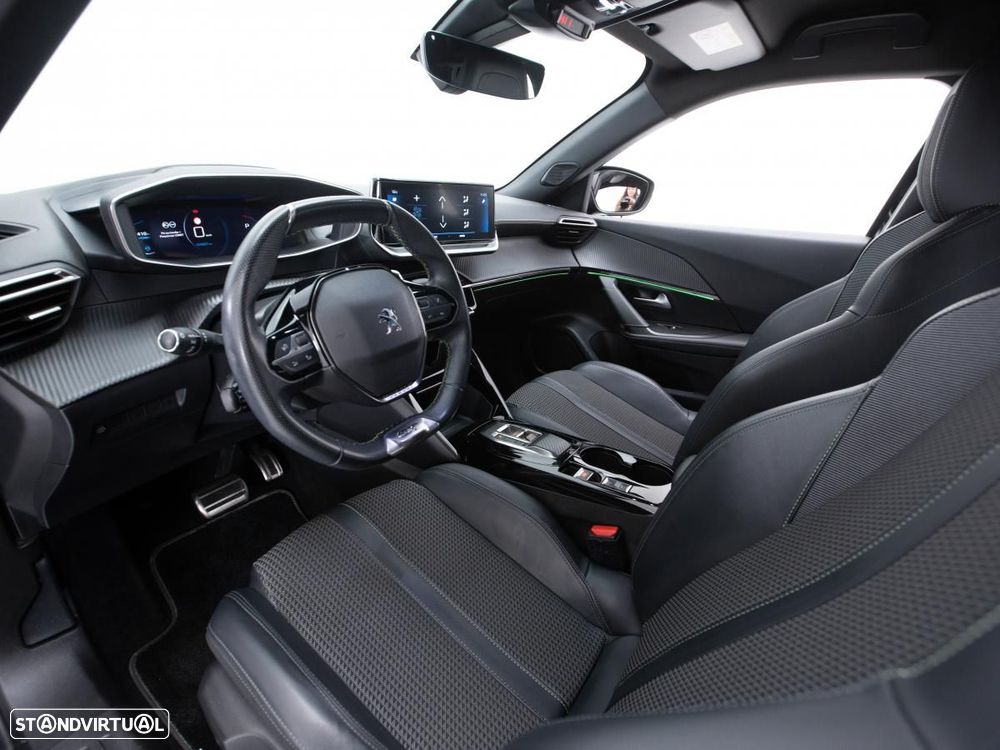 Peugeot 2008 1.5 BlueHDi GT EAT8 - 7