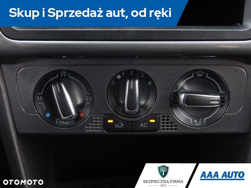 Volkswagen Polo - 15