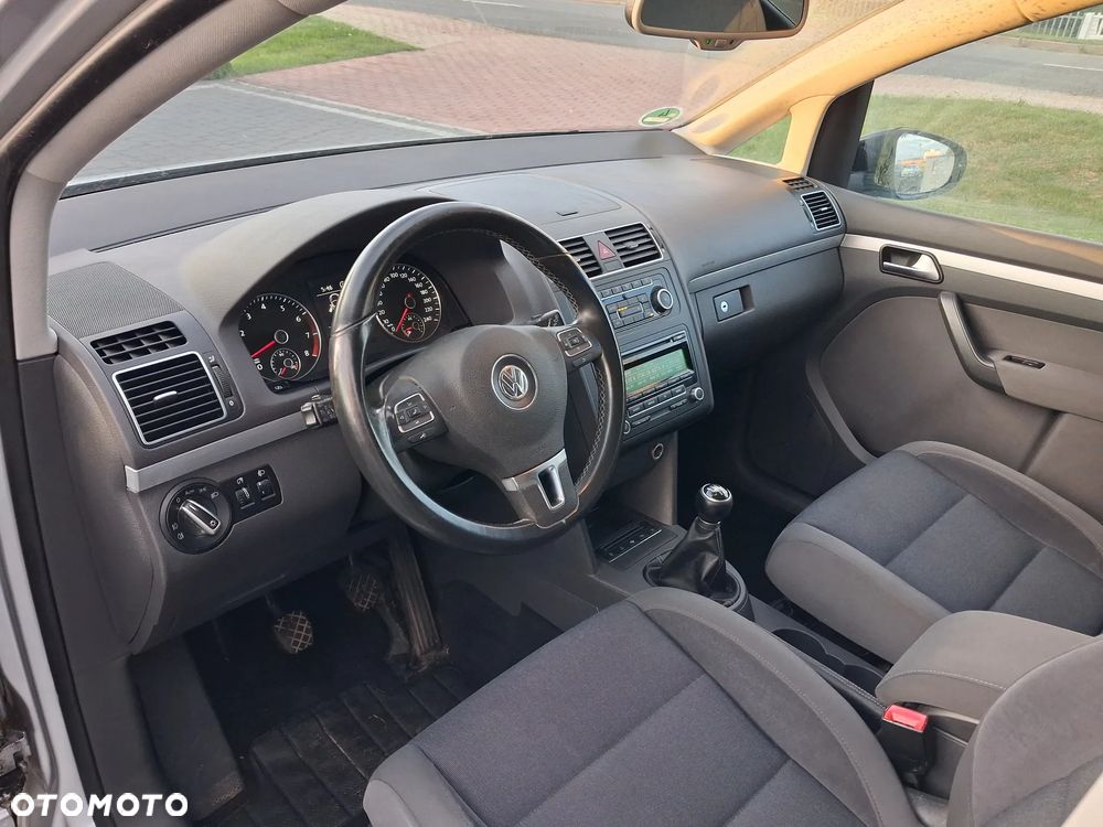Volkswagen Touran 1.2 TSI STYLE - 7