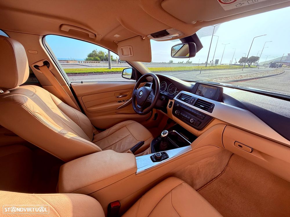 BMW 325 d Line Sport - 47