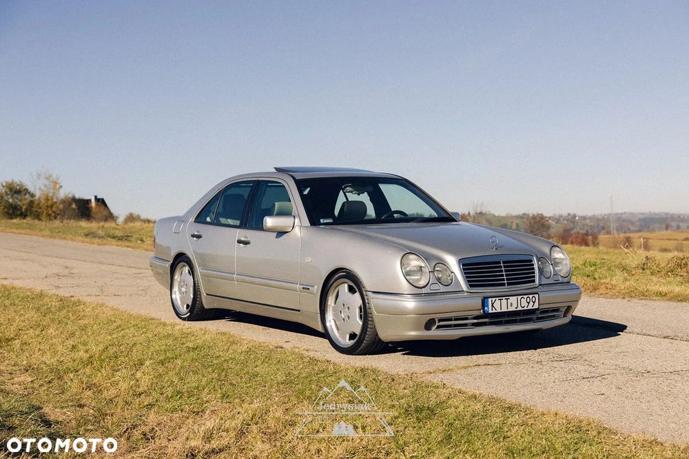 Mercedes-Benz Klasa E - 1
