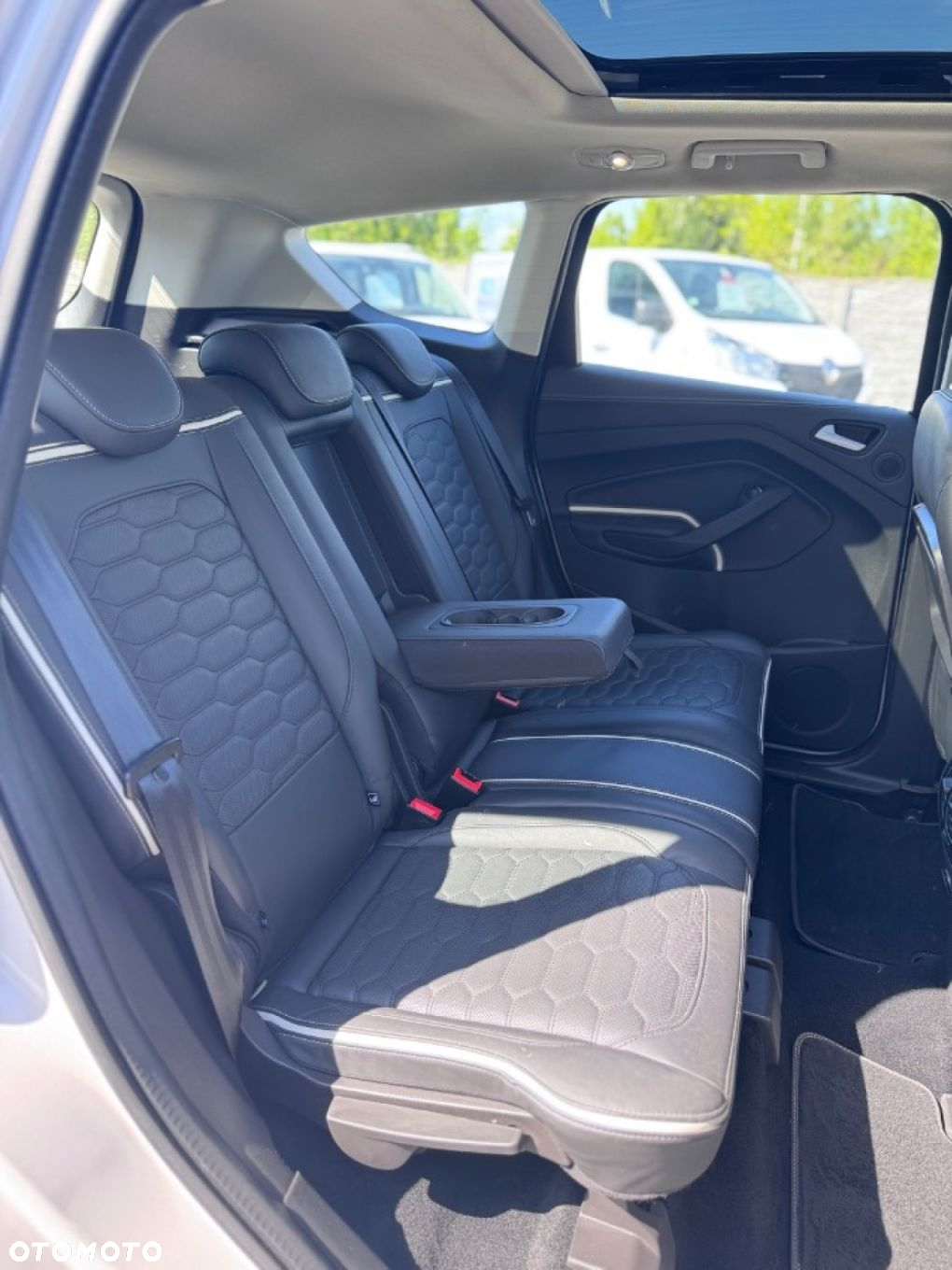 Ford Kuga - 28