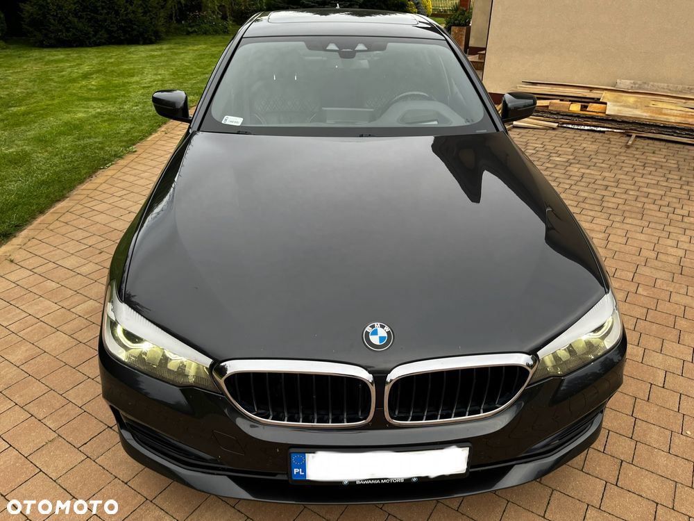 BMW Seria 5 530d xDrive Sport Line sport - 4