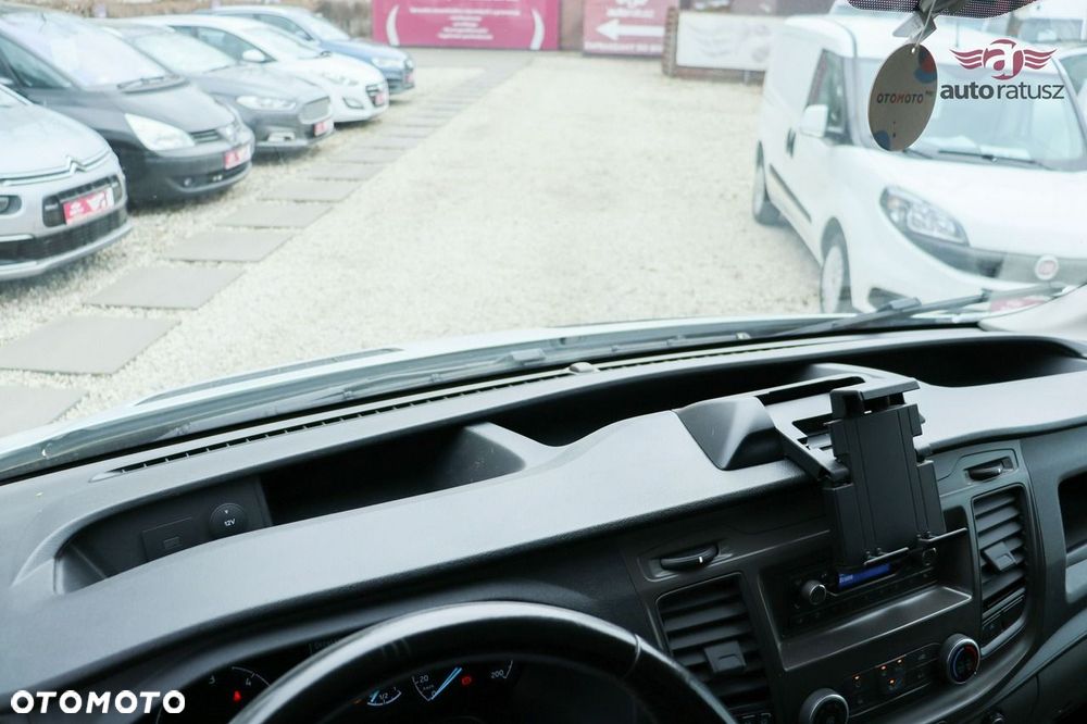 Ford Transit - 31