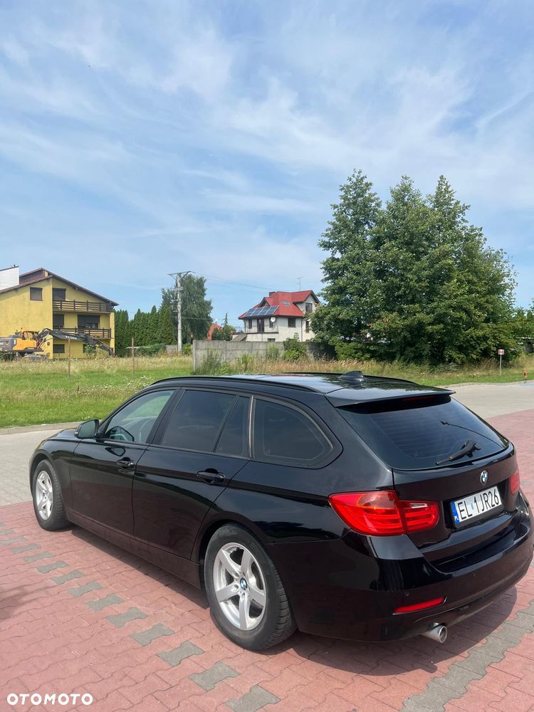 BMW Seria 3 320d xDrive Sport Line - 6