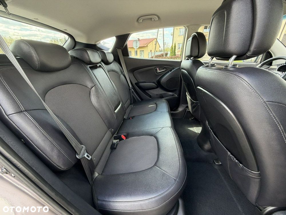 Hyundai ix35 - 12
