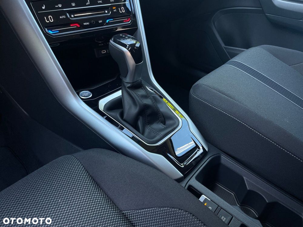 Volkswagen T-Roc 1.5 TSI Life Plus DSG - 24