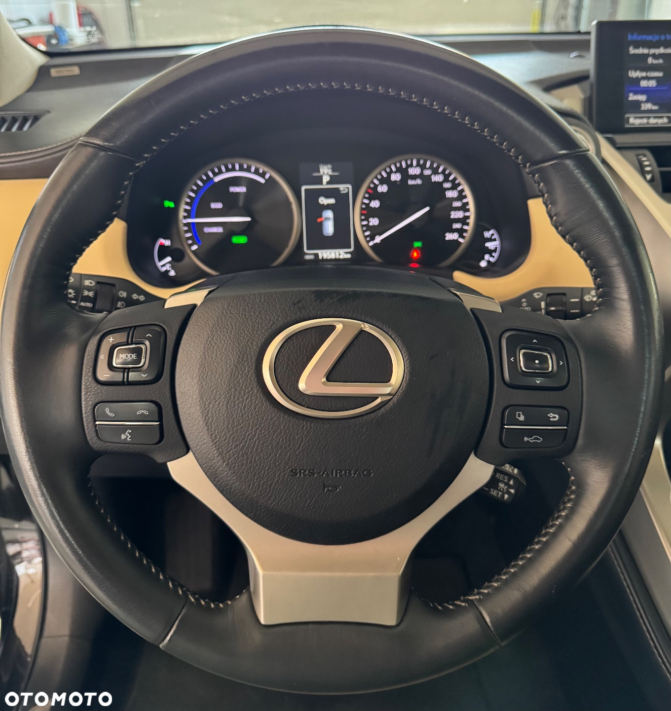Lexus NX 300h Prestige AWD - 13