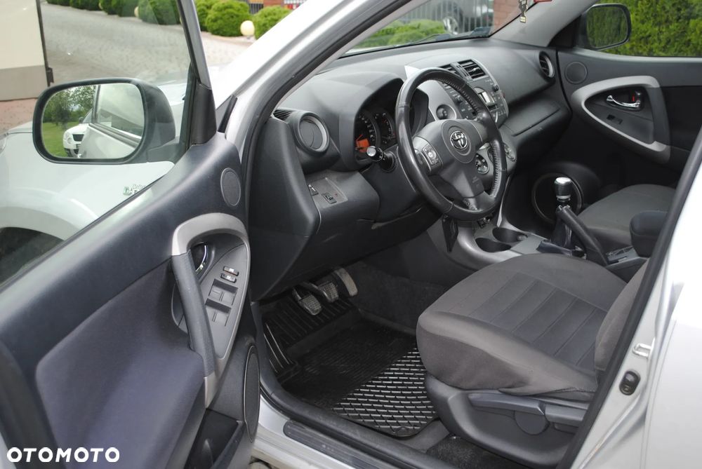 Toyota RAV4 2.2 D-CAT 4x4 Executive - 13