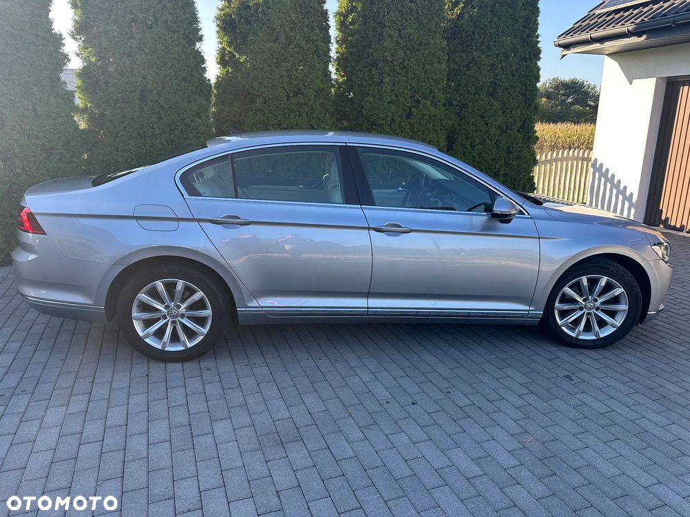 Volkswagen Passat - 7
