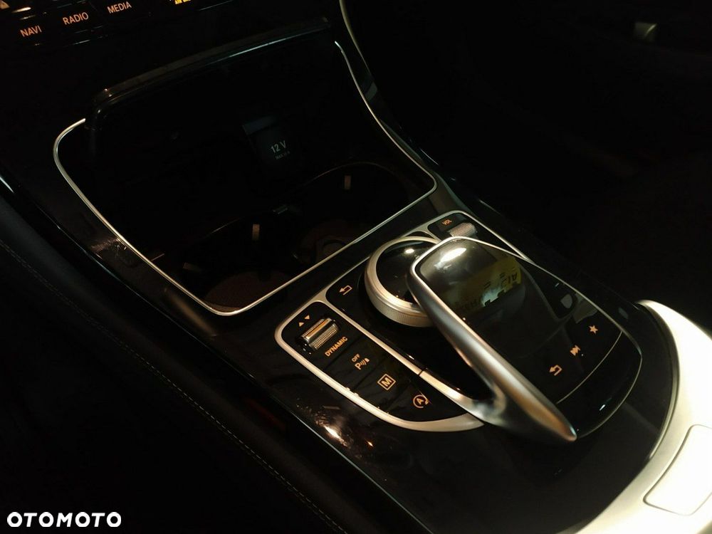 Mercedes-Benz GLC - 17