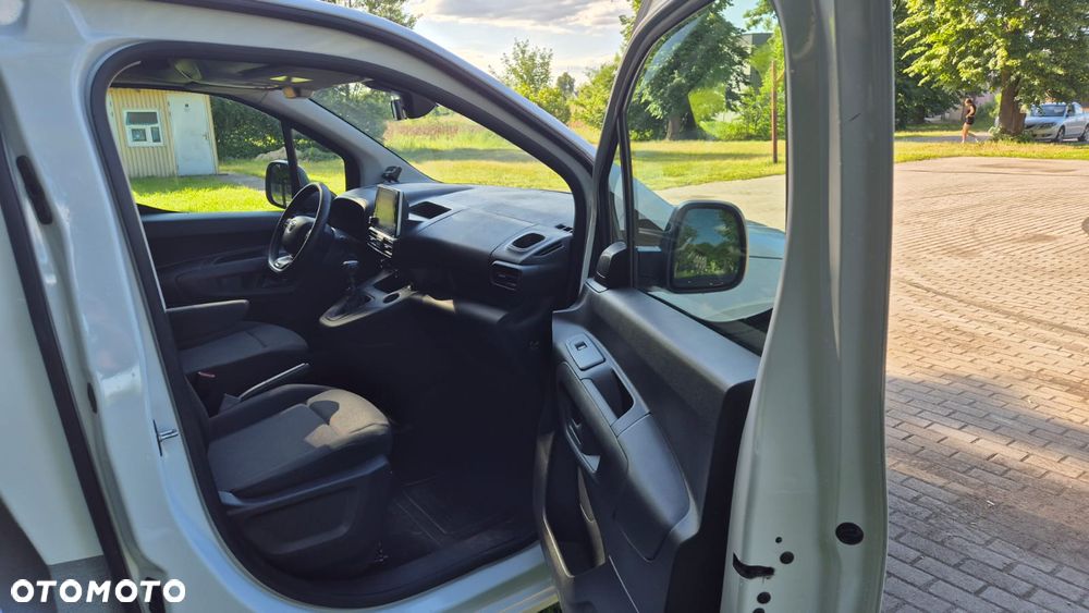 Toyota Proace City - 14