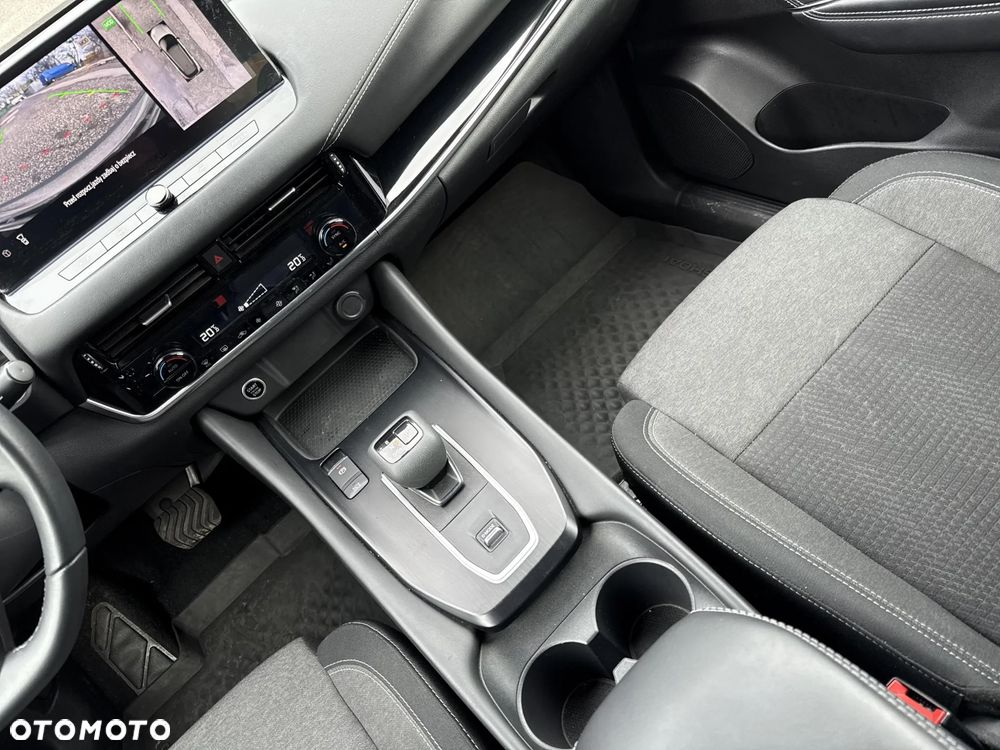 Nissan Qashqai 1.3 DIG-T MHEV N-Connecta Xtronic - 16