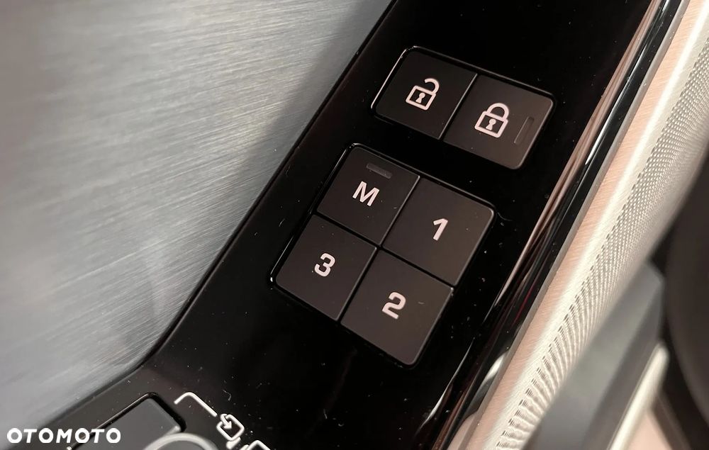 Land Rover Range Rover Velar 2.0 D200 mHEV SE - 19