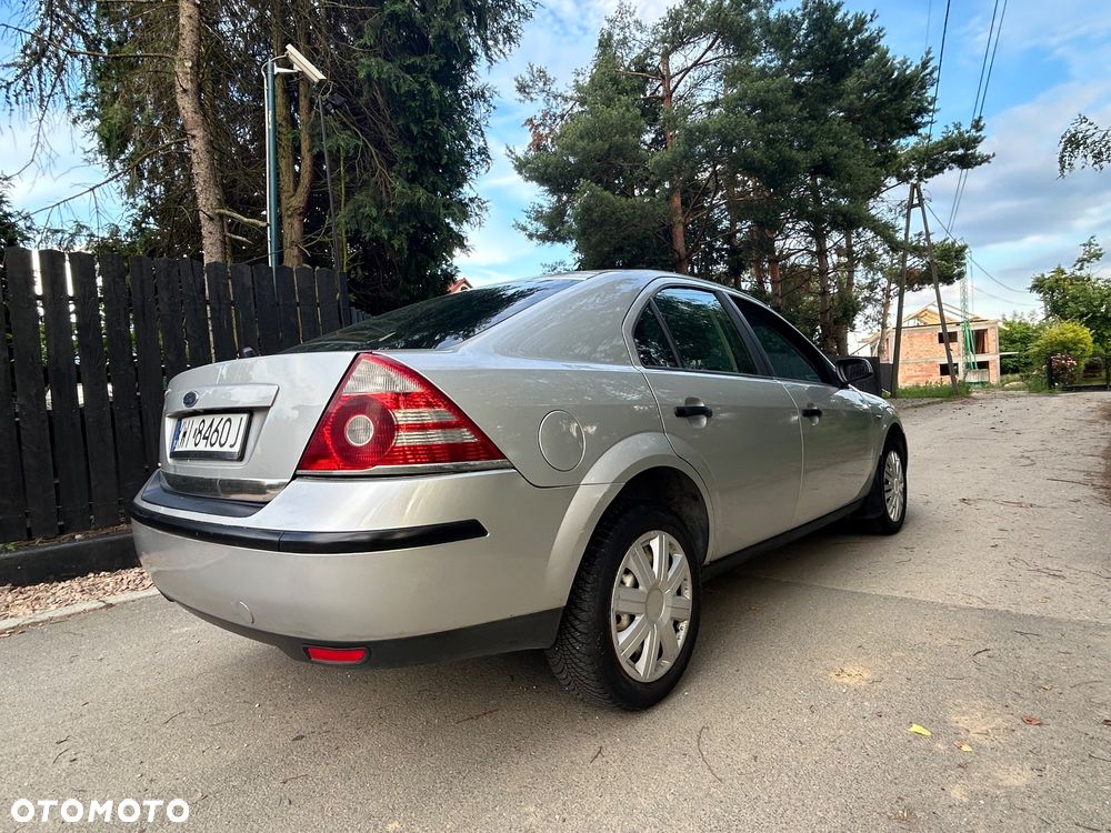 Ford Mondeo - 28
