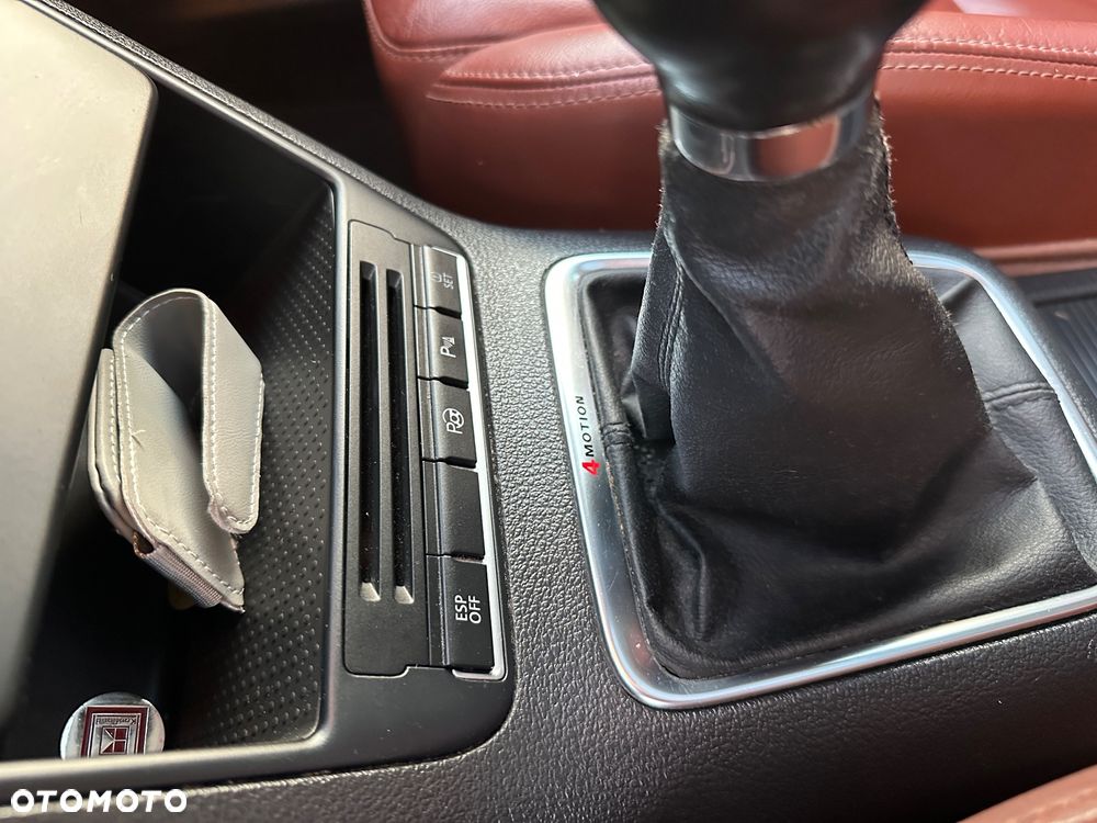 Volkswagen Tiguan 2.0 TDI DPF 4Motion Sport & Style - 23