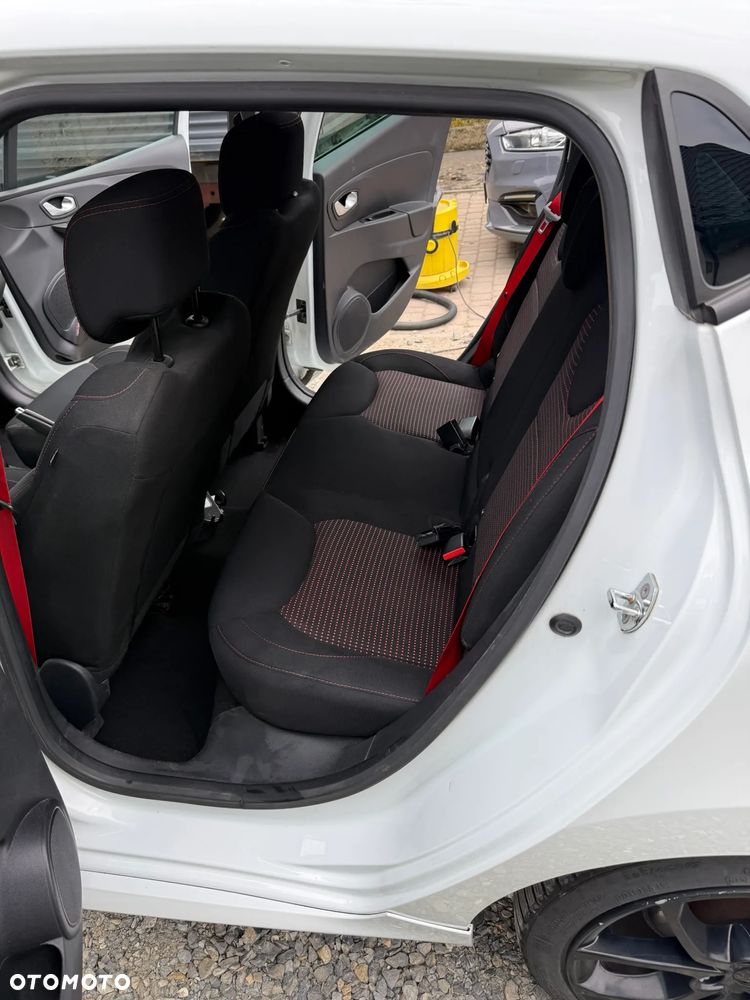 Renault Clio 1.6 R.S.Trophy 220 EDC - 6