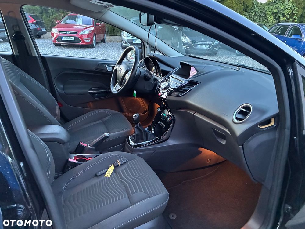 Ford Fiesta 1.6 TDCi DPF Titanium - 12