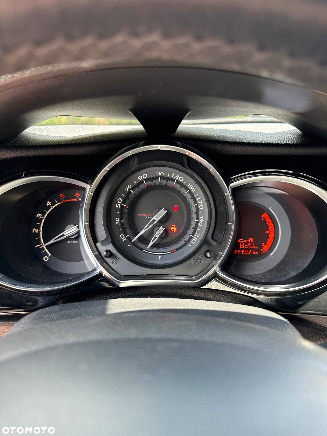 Citroën DS3 1.6 HDi SoChic - 31