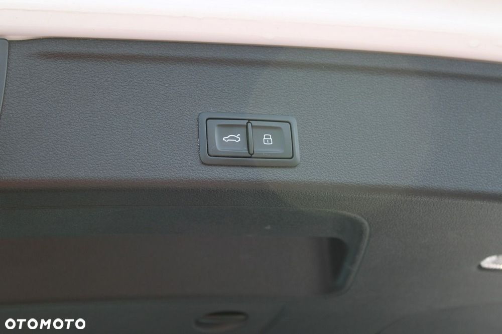 Audi A4 Allroad - 16