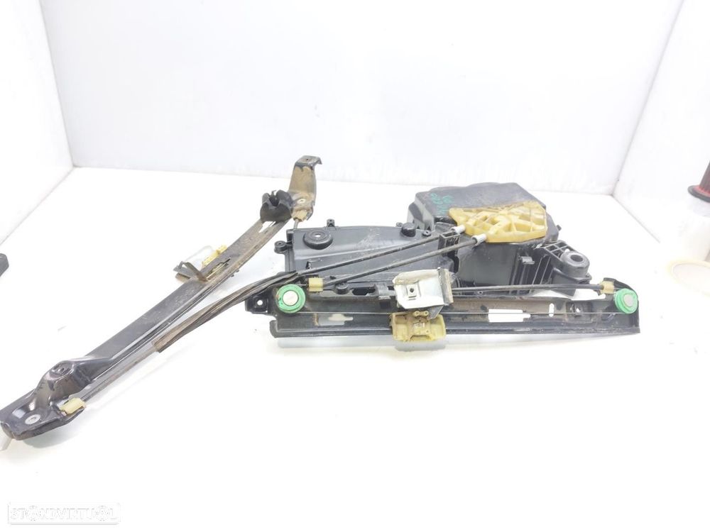ELEVADOR DE VIDRO FRONTAL DIREITO SEAT LEON 2005 -1P0837462A - 1