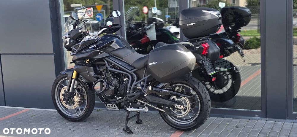 Triumph Tiger - 24