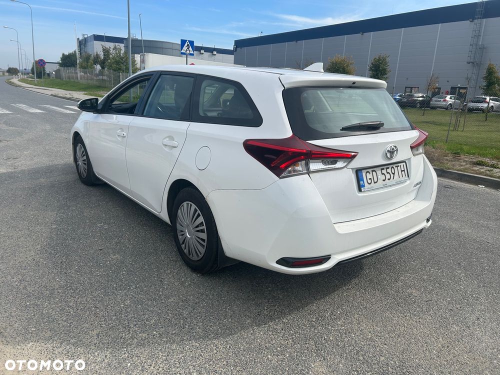 Toyota Auris 1.4 D-4D Active - 4