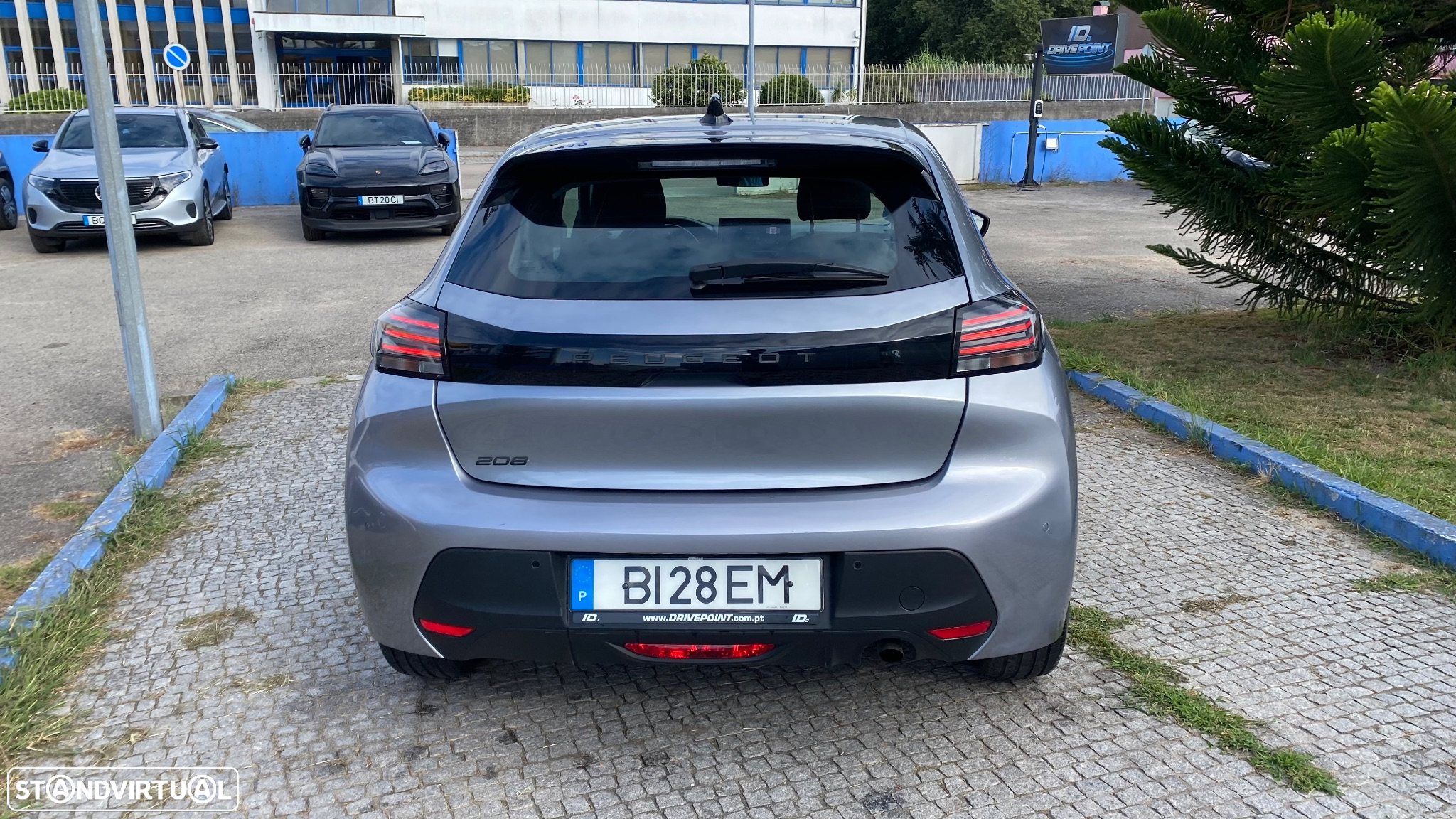Peugeot 208 1.2 PureTech Active Pack - 11