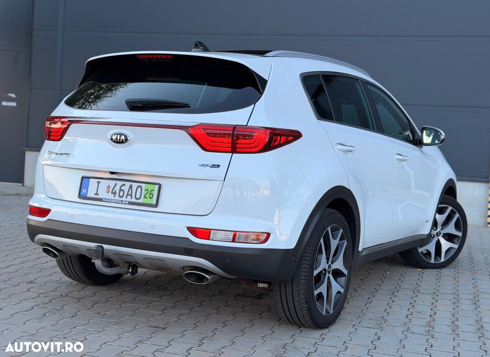Kia Sportage 2,0 CRDI AWD Aut. GT Line - 4