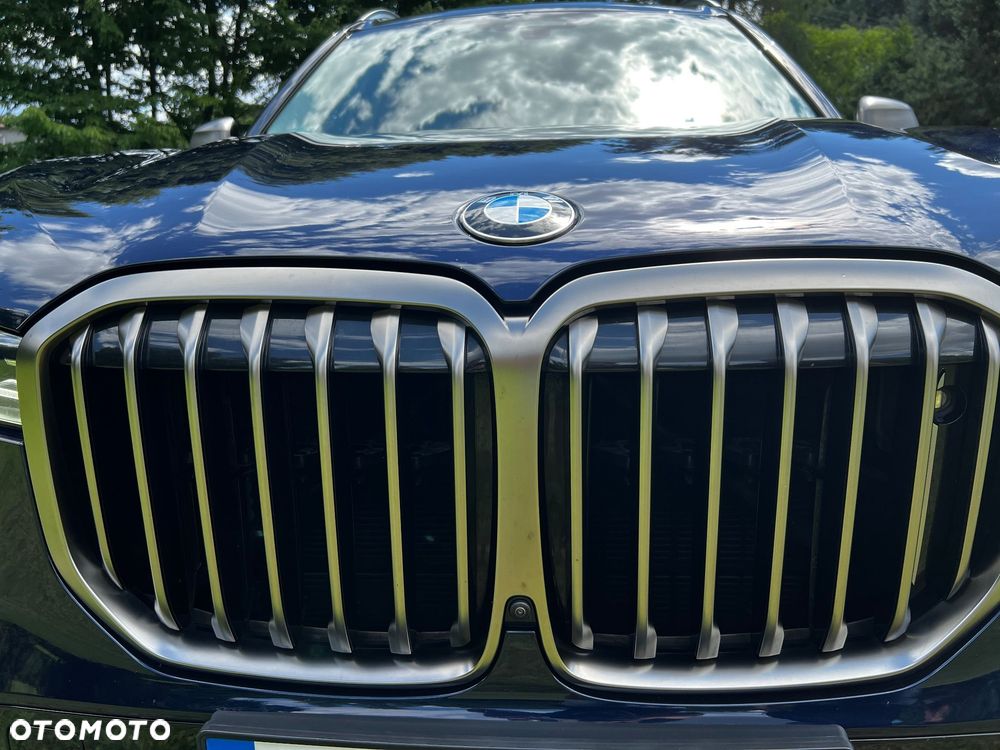 BMW X7 - 32
