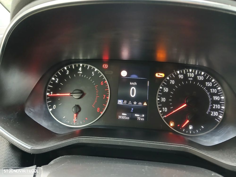 Renault Clio 1.0 TCe Exclusive - 23