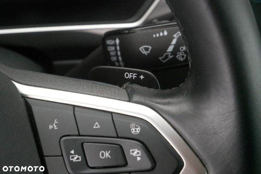 Volkswagen Tiguan - 31