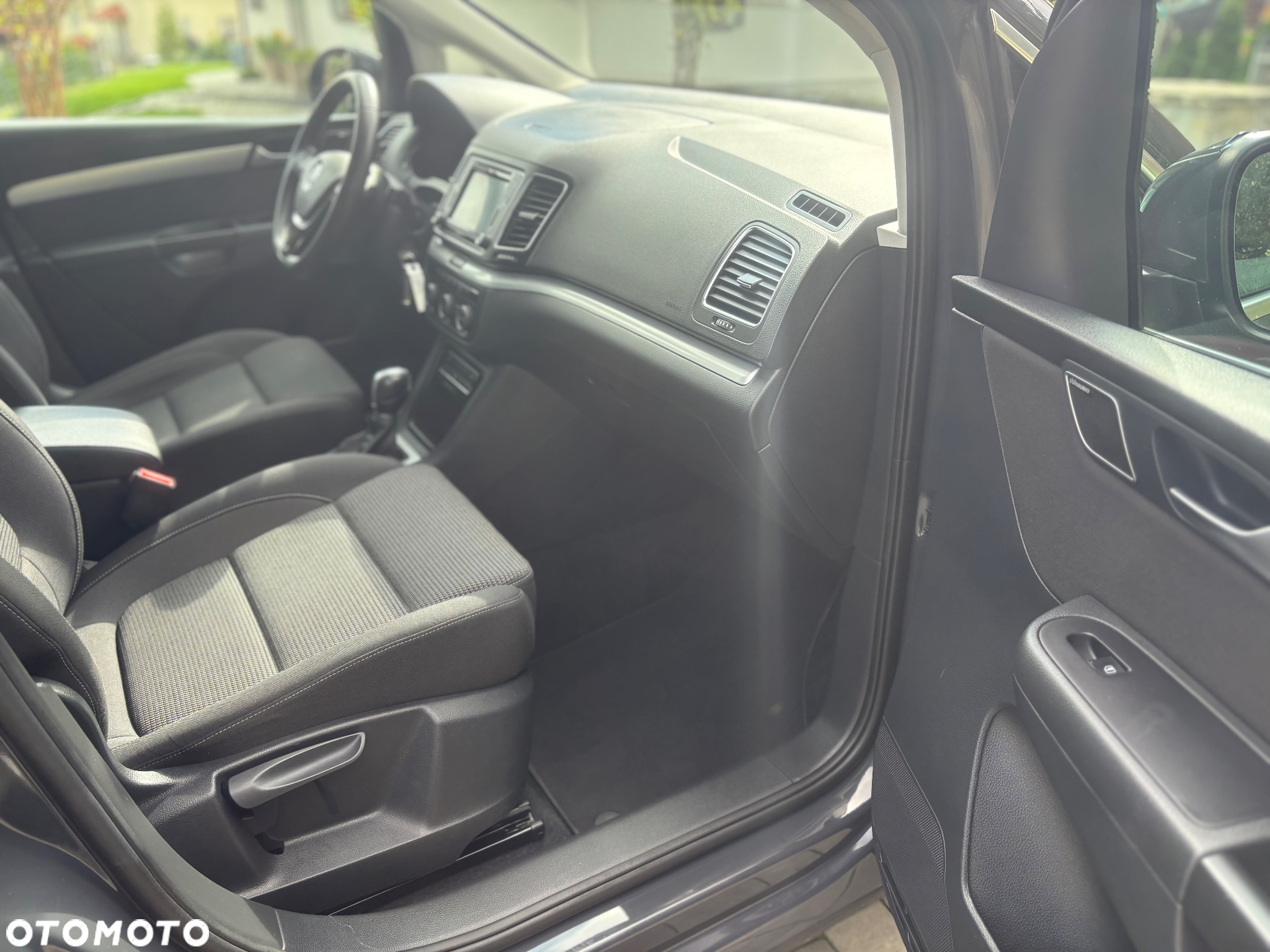 Volkswagen Sharan 2.0 TDI DSG (BlueMotion Technology) Comfortline - 6